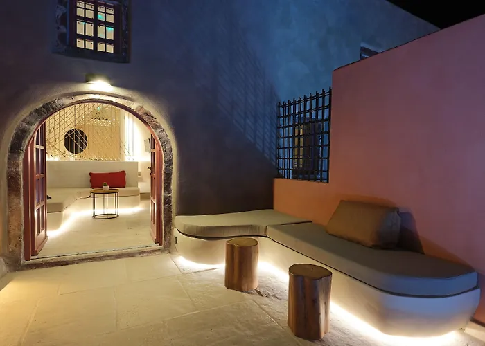 Apart Otel Andronikos Canaves 4*