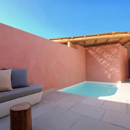 Andronikos Canaves 伊亚