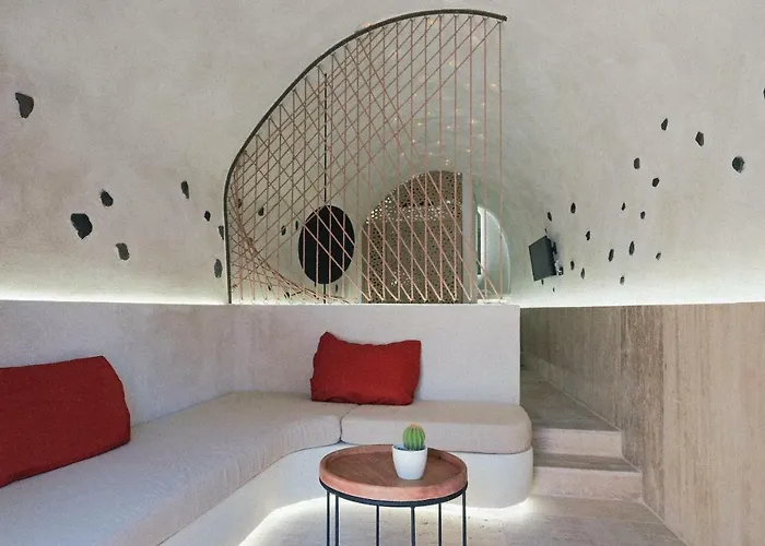 Andronikos Canaves 4*