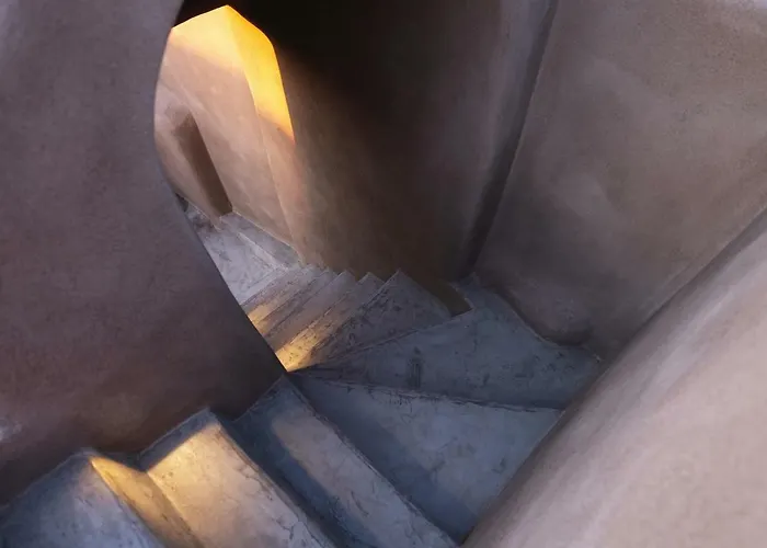 Andronikos Canaves מלון דירות אויה