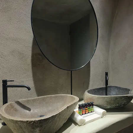 Andronikos Canaves 4* Ía