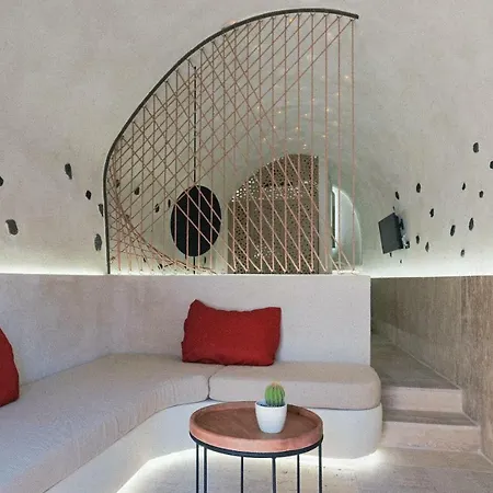 Andronikos Canaves 4*