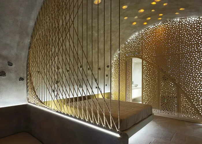 Andronikos Canaves 4*