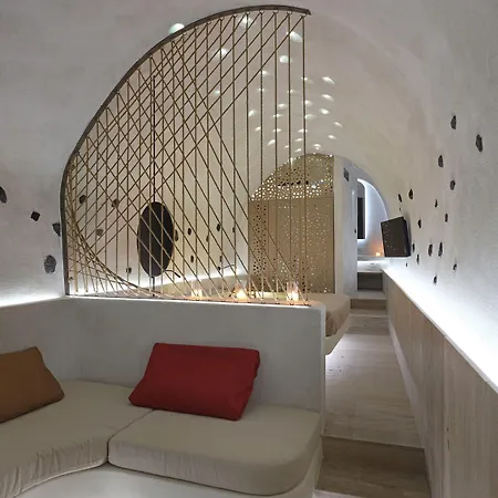 Aparthotel Andronikos Canaves 4*