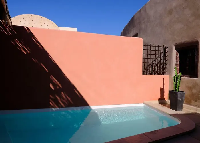 Andronikos Canaves 4*