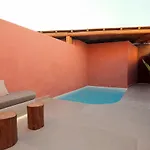 Andronikos Canaves Apartahotel 4*